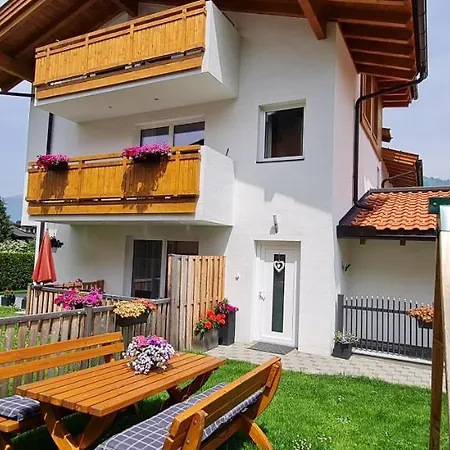 Alp-in Kaprun, Including Summer Card Apartment Kaprun